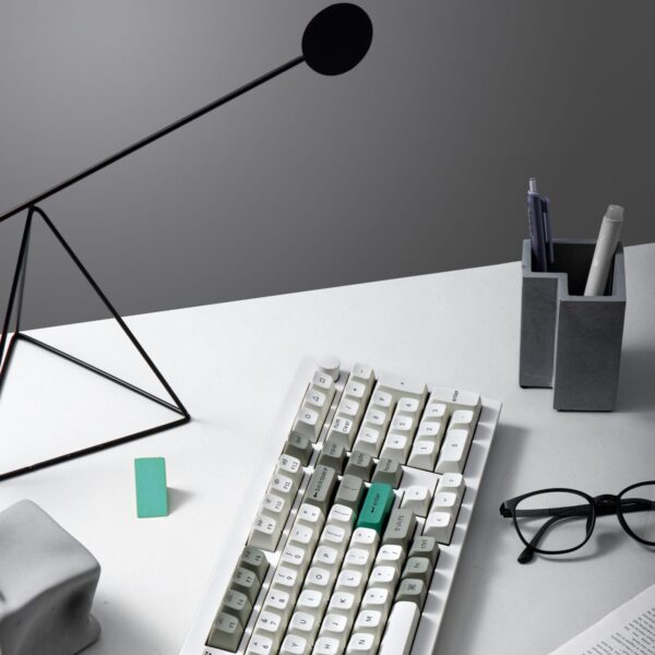 Keychron Q5M-P1 QMK/VIA Wireless Custom Keyboard - Shell White - Image 6