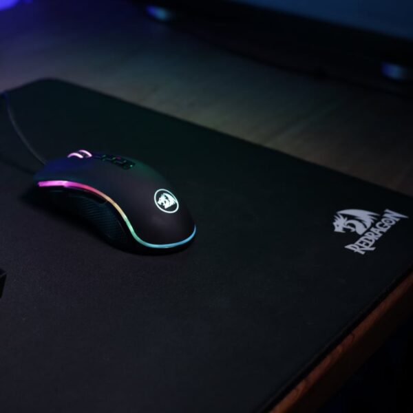 REDRAGON MOUSEPAD FLICK XL 400X900 BK - Image 4